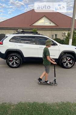 Позашляховик / Кросовер Jeep Cherokee 2014 в Одесі