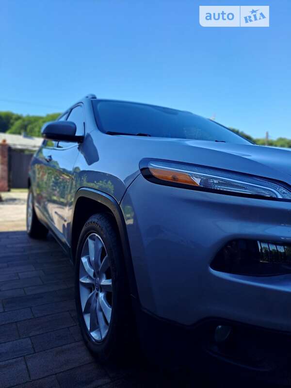 Позашляховик / Кросовер Jeep Cherokee 2016 в Жовкві фото 4 Позашляховик / Кросовер Jeep Cherokee 2016 в Жовкві