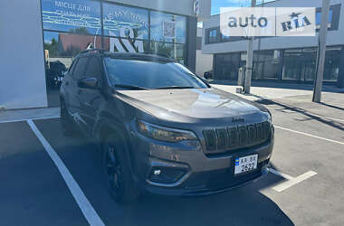 Внедорожник / Кроссовер Jeep Cherokee 2018 в Киеве