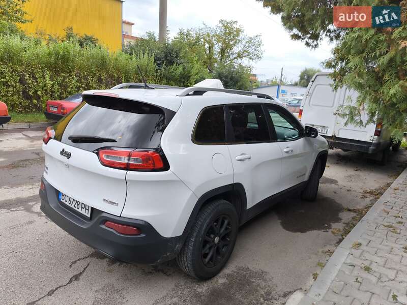 Внедорожник / Кроссовер Jeep Cherokee 2014 в Львове