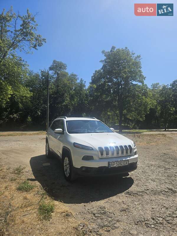 Внедорожник / Кроссовер Jeep Cherokee 2014 в Запорожье
