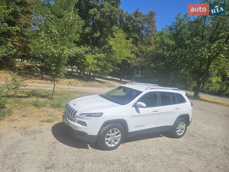 Внедорожник / Кроссовер Jeep Cherokee 2014 в Запорожье