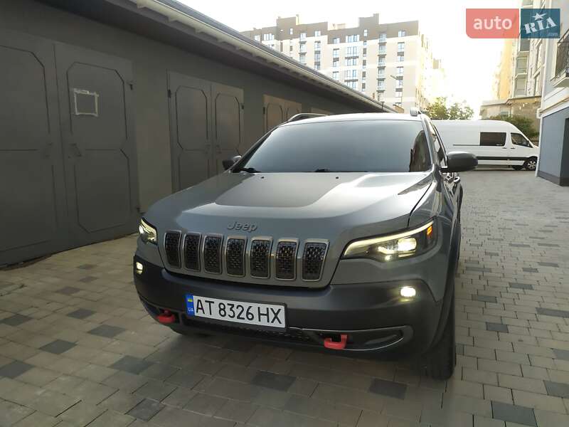 Внедорожник / Кроссовер Jeep Cherokee 2019 в Ивано-Франковске