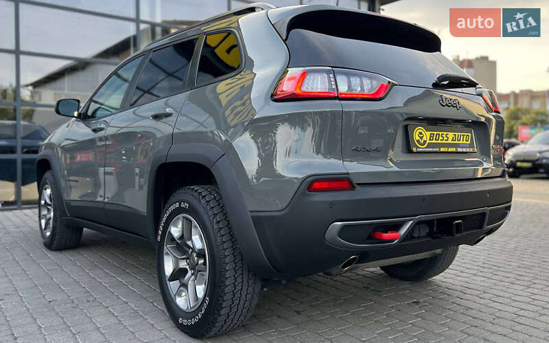 Внедорожник / Кроссовер Jeep Cherokee 2018 в Ивано-Франковске