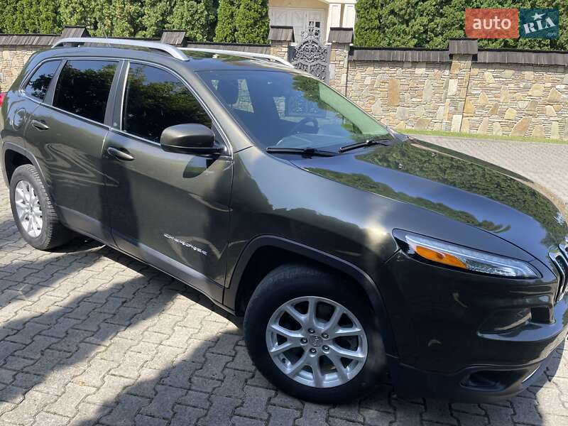 Позашляховик / Кросовер Jeep Cherokee 2014 в Надвірній
