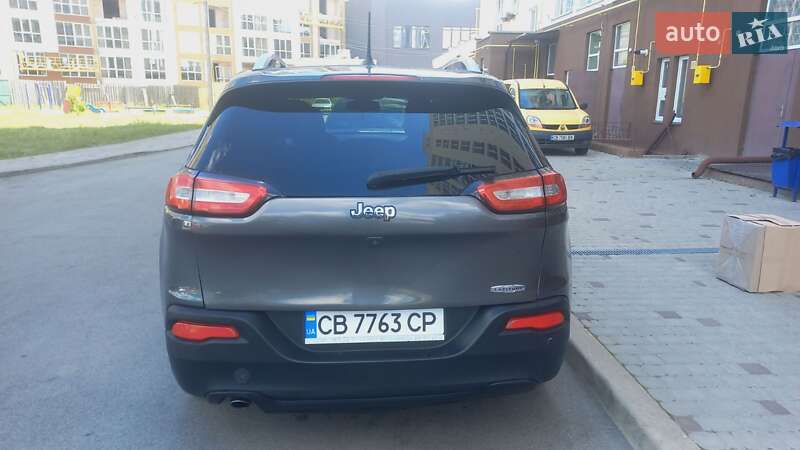 Внедорожник / Кроссовер Jeep Cherokee 2016 в Чернигове