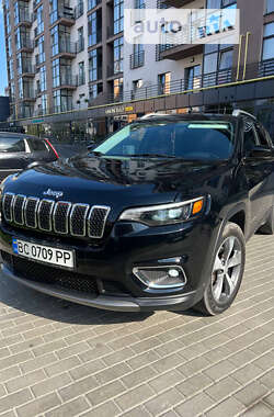 Внедорожник / Кроссовер Jeep Cherokee 2020 в Новояворовске