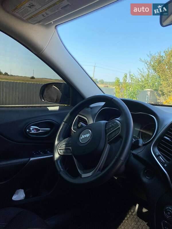 Позашляховик / Кросовер Jeep Cherokee 2018 в Тернополі