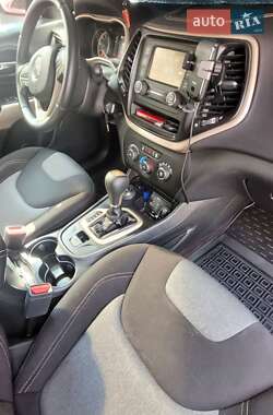 Позашляховик / Кросовер Jeep Cherokee 2017 в Херсоні