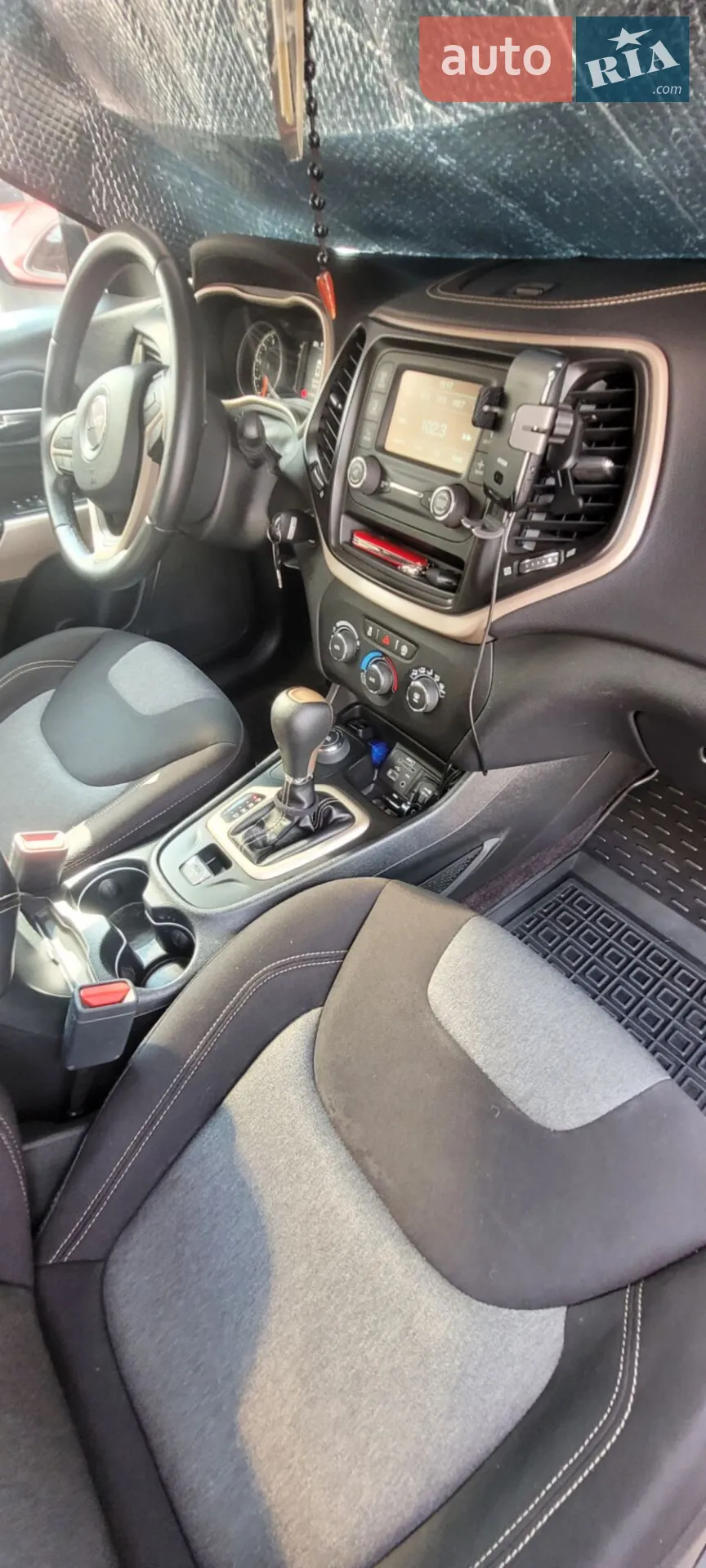 2017 Jeep Cherokee - мініатюра 31