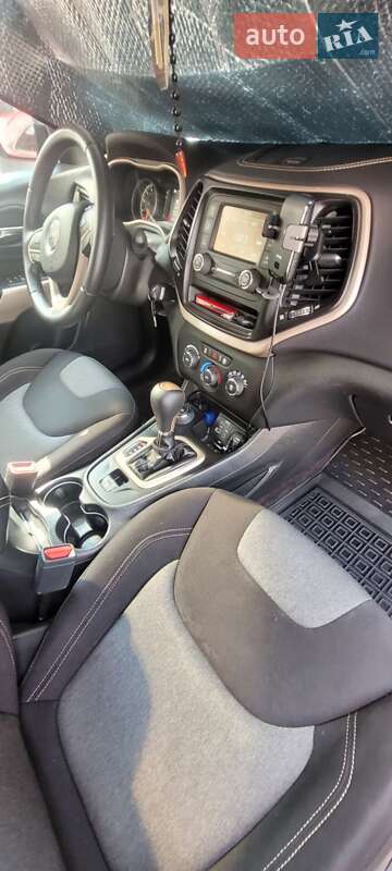 Позашляховик / Кросовер Jeep Cherokee 2017 в Херсоні