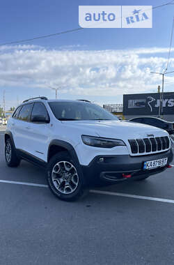 Внедорожник / Кроссовер Jeep Cherokee 2019 в Киеве