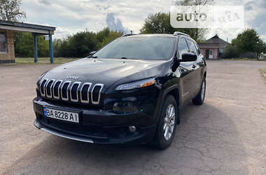 Внедорожник / Кроссовер Jeep Cherokee 2015 в Малой Виске