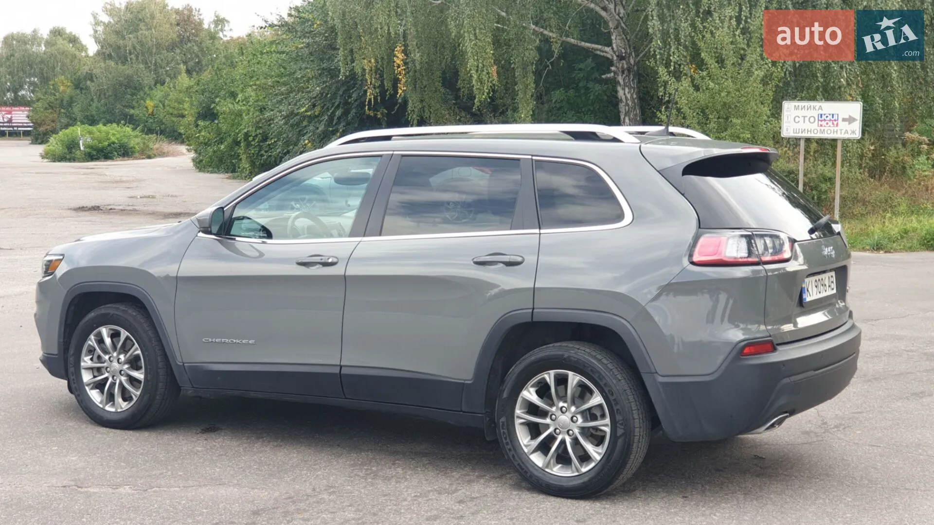 2019 Jeep Cherokee - мініатюра 12