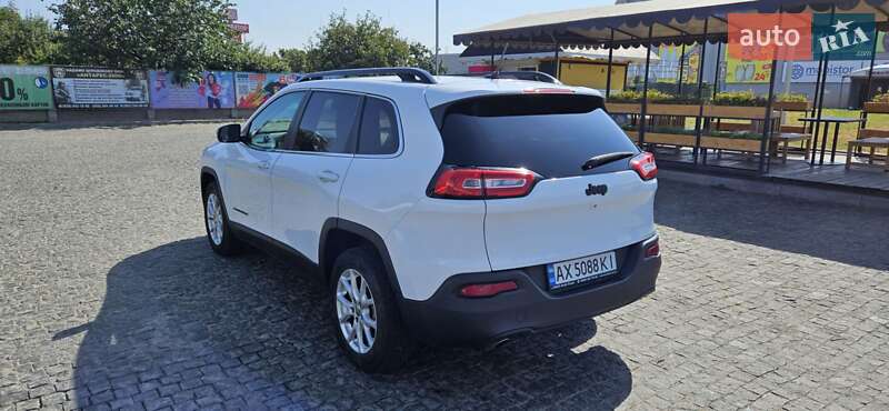 Внедорожник / Кроссовер Jeep Cherokee 2014 в Полтаве