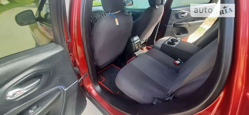 Внедорожник / Кроссовер Jeep Cherokee 2016 в Кагарлыке фото 8 Внедорожник / Кроссовер Jeep Cherokee 2016 в Кагарлыке