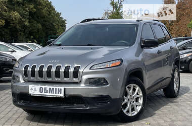 Внедорожник / Кроссовер Jeep Cherokee 2015 в Кривом Роге