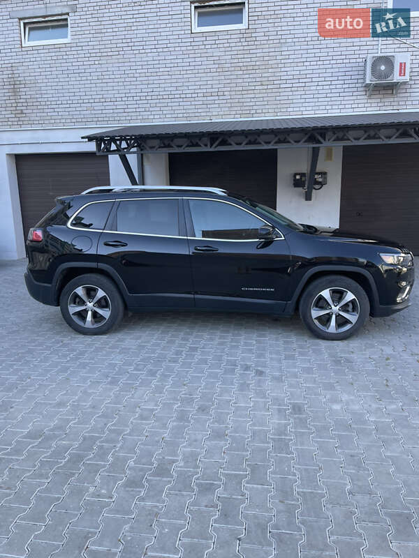 Позашляховик / Кросовер Jeep Cherokee 2019 в Хмельницькому