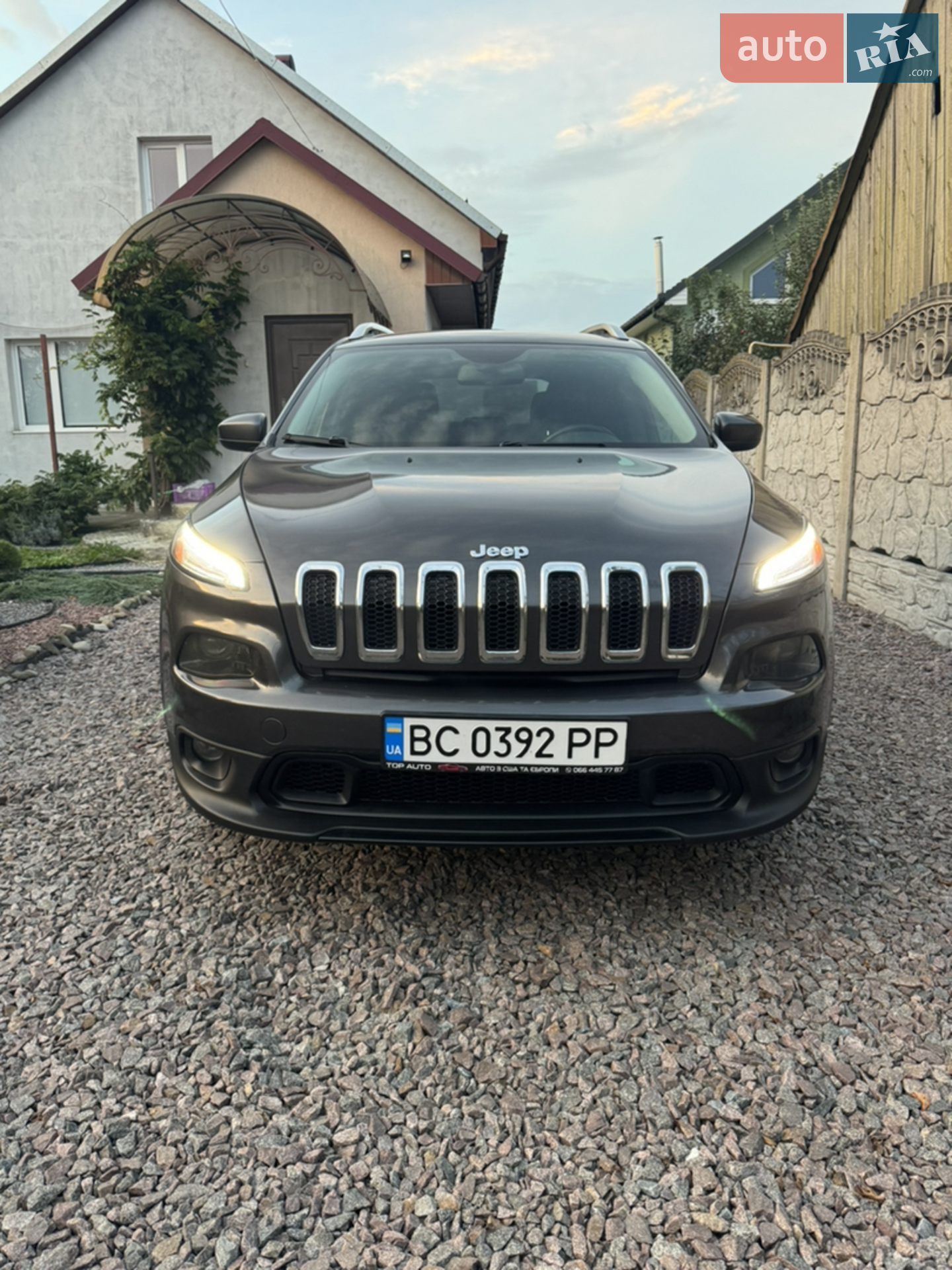 2015 Jeep Cherokee - мініатюра 18