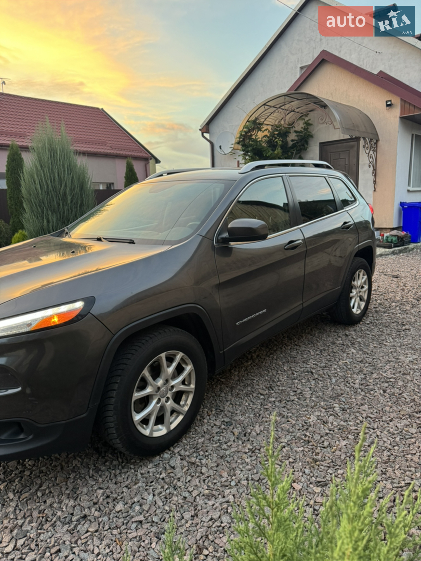 2015 Jeep Cherokee - мініатюра 21