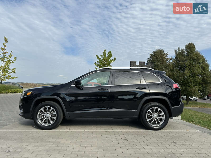 Внедорожник / Кроссовер Jeep Cherokee 2018 в Ровно