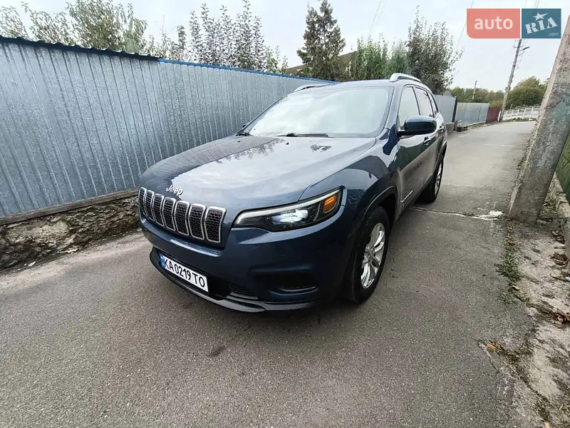 Jeep Cherokee