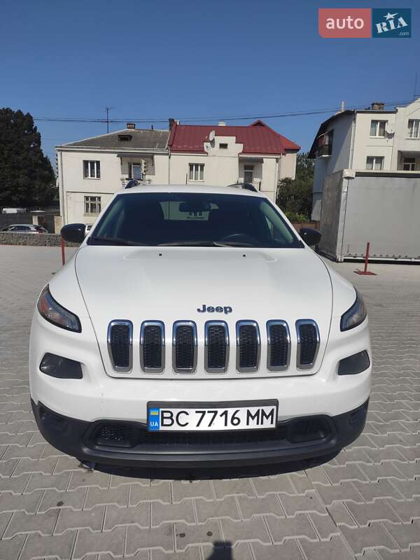 Позашляховик / Кросовер Jeep Cherokee 2016 в Львові