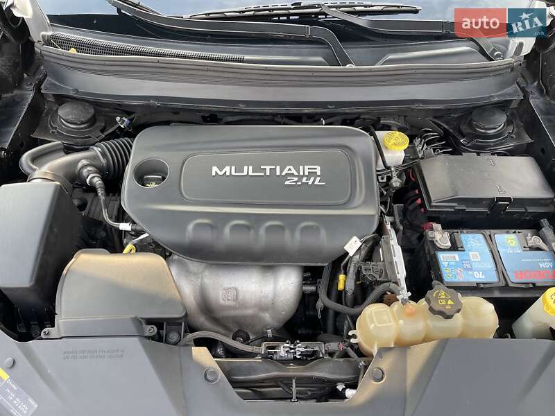 Внедорожник / Кроссовер Jeep Cherokee 2018 в Киеве фото 33 Внедорожник / Кроссовер Jeep Cherokee 2018 в Киеве