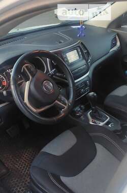 Внедорожник / Кроссовер Jeep Cherokee 2014 в Львове