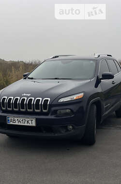 Внедорожник / Кроссовер Jeep Cherokee 2015 в Виннице