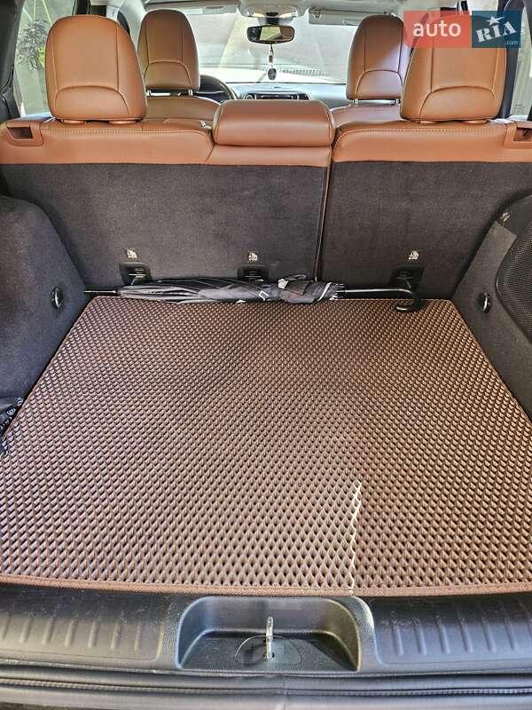 Внедорожник / Кроссовер Jeep Cherokee 2018 в Запорожье