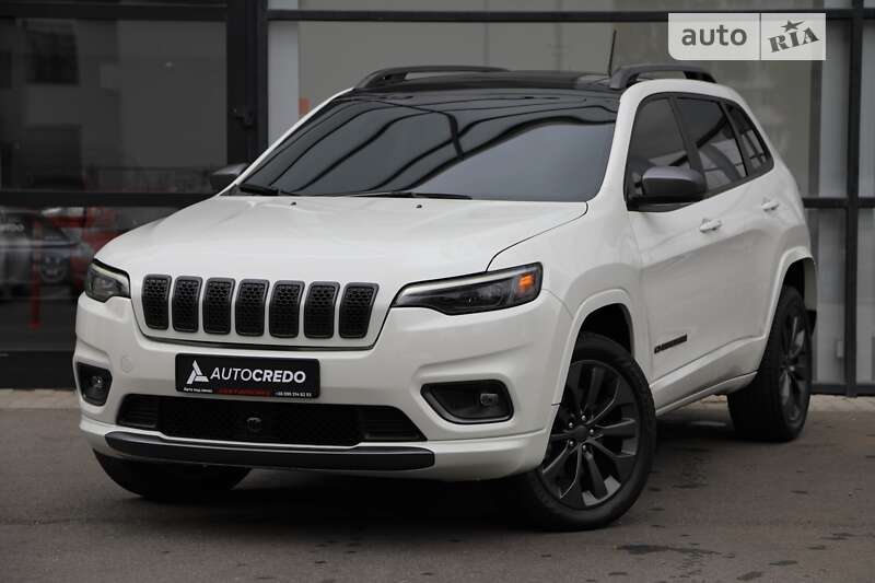 Внедорожник / Кроссовер Jeep Cherokee 2019 в Харькове