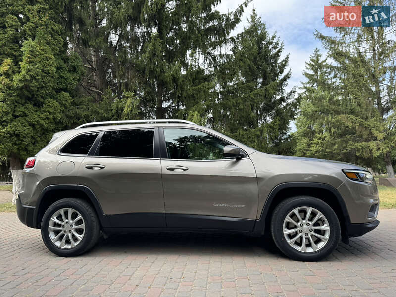 Позашляховик / Кросовер Jeep Cherokee 2018 в Києві
