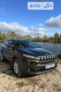 Внедорожник / Кроссовер Jeep Cherokee 2014 в Смеле