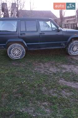 Позашляховик / Кросовер Jeep Cherokee 1990 в Коломиї