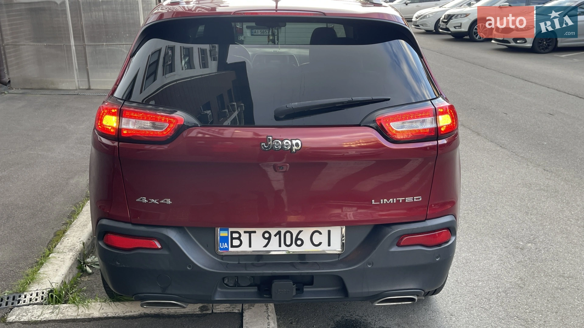 2015 Jeep Cherokee - мініатюра 28