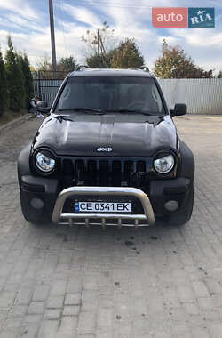 Внедорожник / Кроссовер Jeep Cherokee 2003 в Черновцах