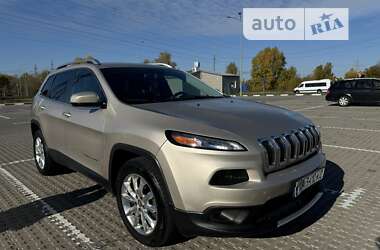 Внедорожник / Кроссовер Jeep Cherokee 2014 в Киеве