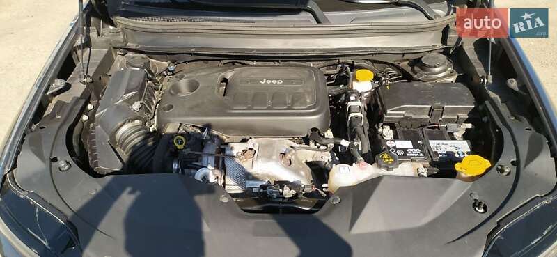 Внедорожник / Кроссовер Jeep Cherokee 2018 в Киеве фото 7 Внедорожник / Кроссовер Jeep Cherokee 2018 в Киеве