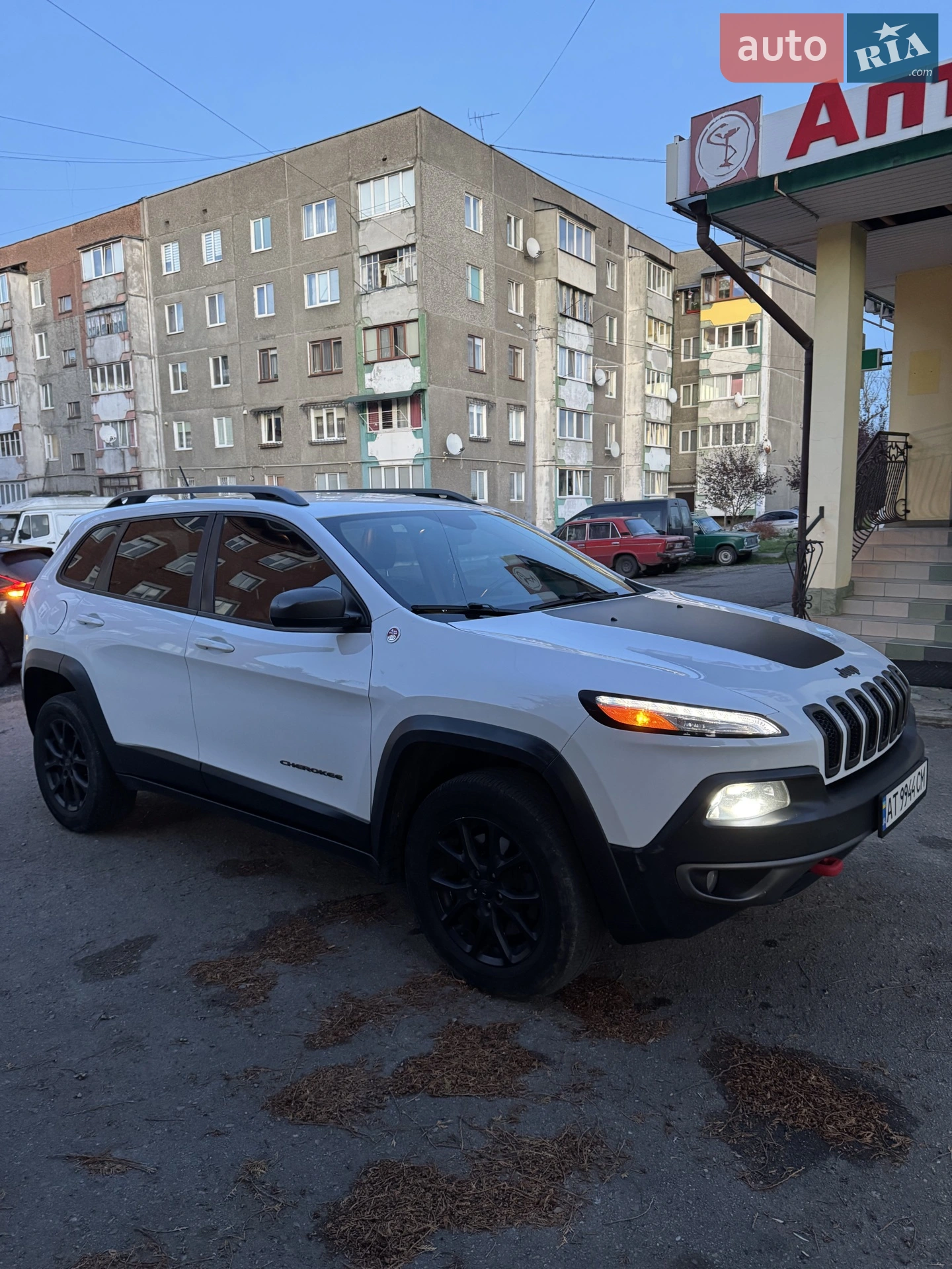 2014 Jeep Cherokee - мініатюра 3