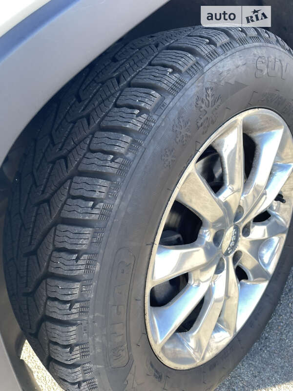 Внедорожник / Кроссовер Jeep Cherokee 2015 в Киеве фото 11 Внедорожник / Кроссовер Jeep Cherokee 2015 в Киеве