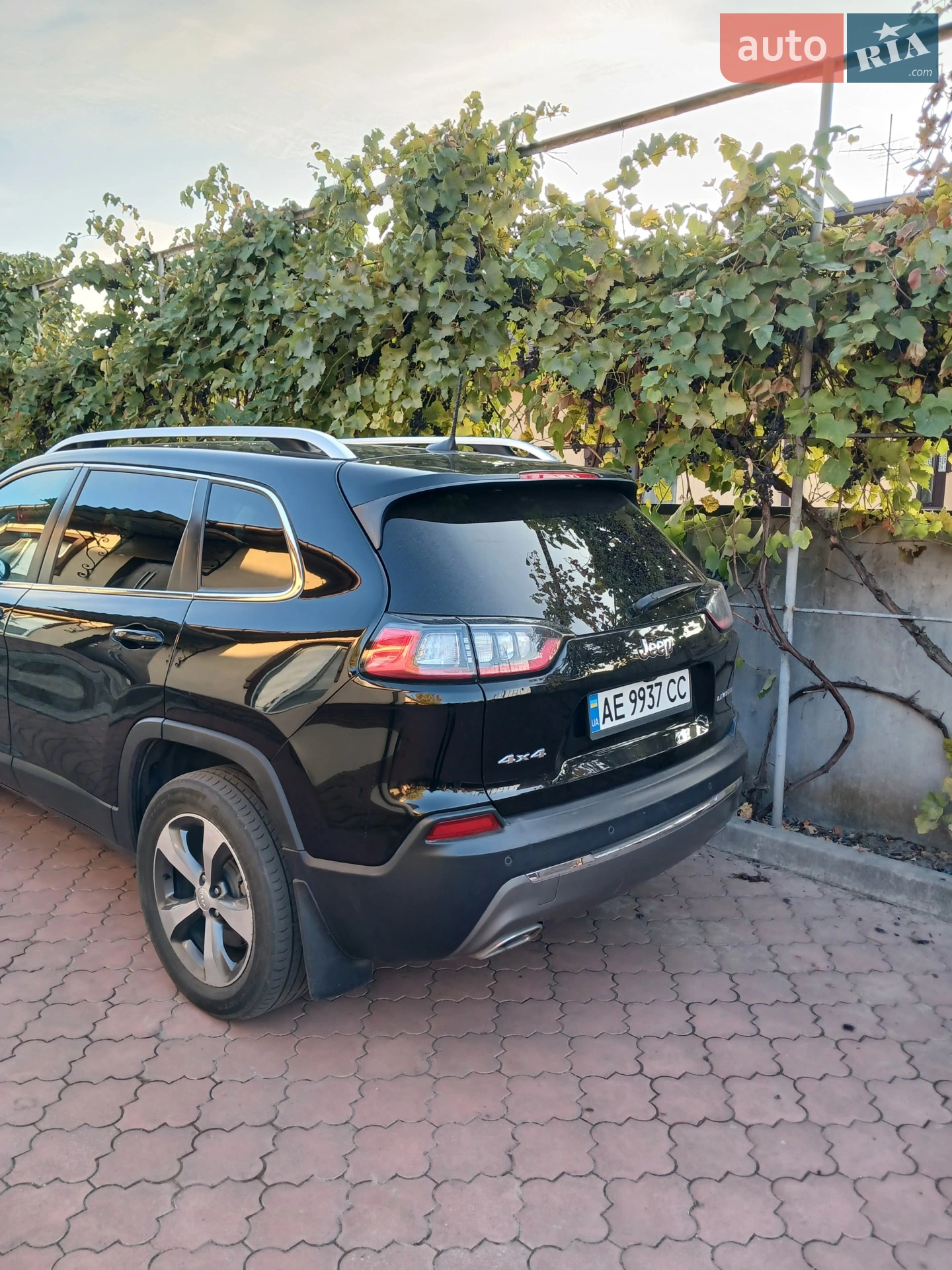 2019 Jeep Cherokee - мініатюра 6