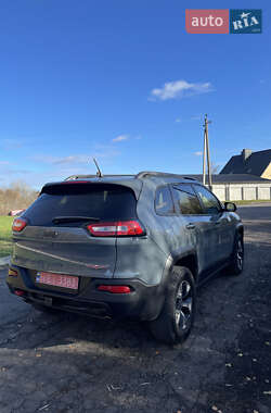 Внедорожник / Кроссовер Jeep Cherokee 2014 в Дубно