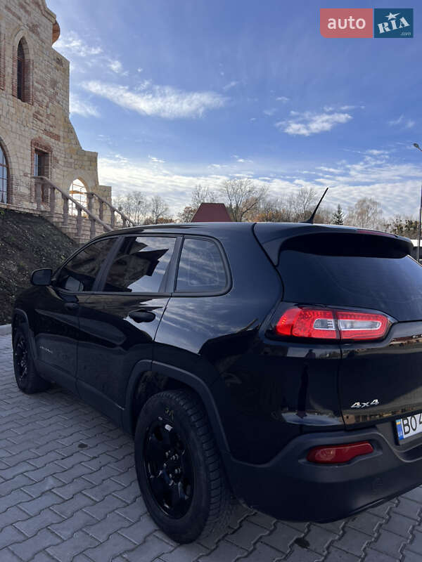 Внедорожник / Кроссовер Jeep Cherokee 2014 в Тернополе фото 12 Внедорожник / Кроссовер Jeep Cherokee 2014 в Тернополе