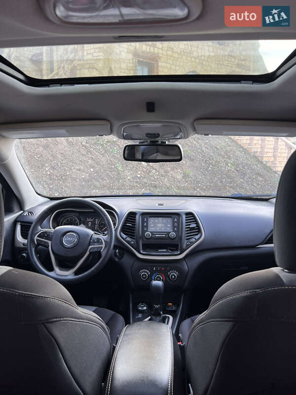 Внедорожник / Кроссовер Jeep Cherokee 2014 в Тернополе фото 21 Внедорожник / Кроссовер Jeep Cherokee 2014 в Тернополе