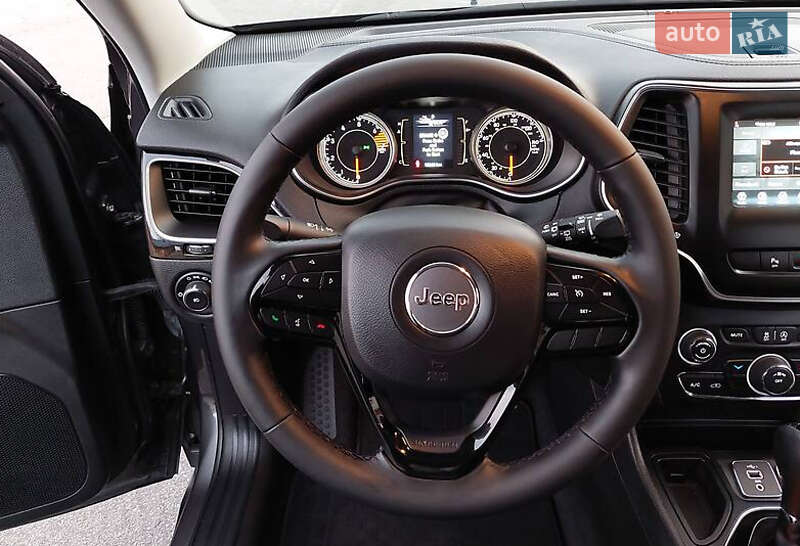 Позашляховик / Кросовер Jeep Cherokee 2019 в Києві