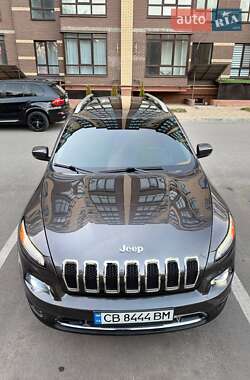 Внедорожник / Кроссовер Jeep Cherokee 2015 в Чернигове