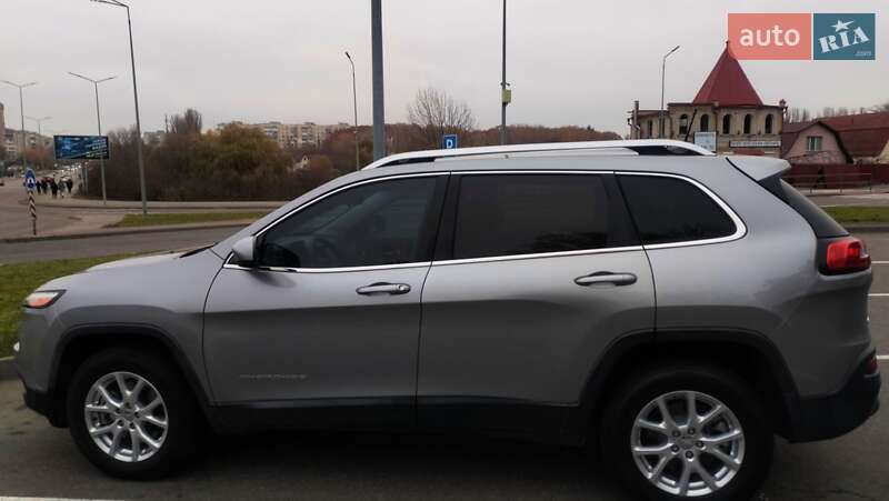 Позашляховик / Кросовер Jeep Cherokee 2015 в Вінниці