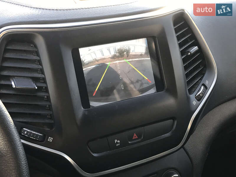 Позашляховик / Кросовер Jeep Cherokee 2019 в Києві