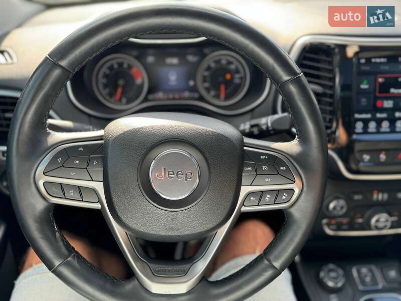 Внедорожник / Кроссовер Jeep Cherokee 2020 в Кривом Роге фото 30 Внедорожник / Кроссовер Jeep Cherokee 2020 в Кривом Роге